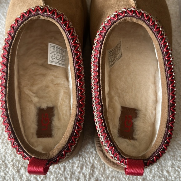 UGG Kids Tazz Slipper NWT - Picture 6 of 10